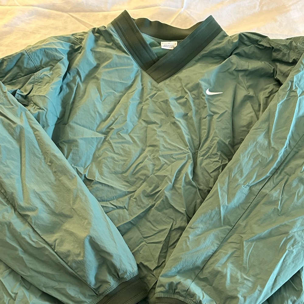 Nike Men's Green pullover